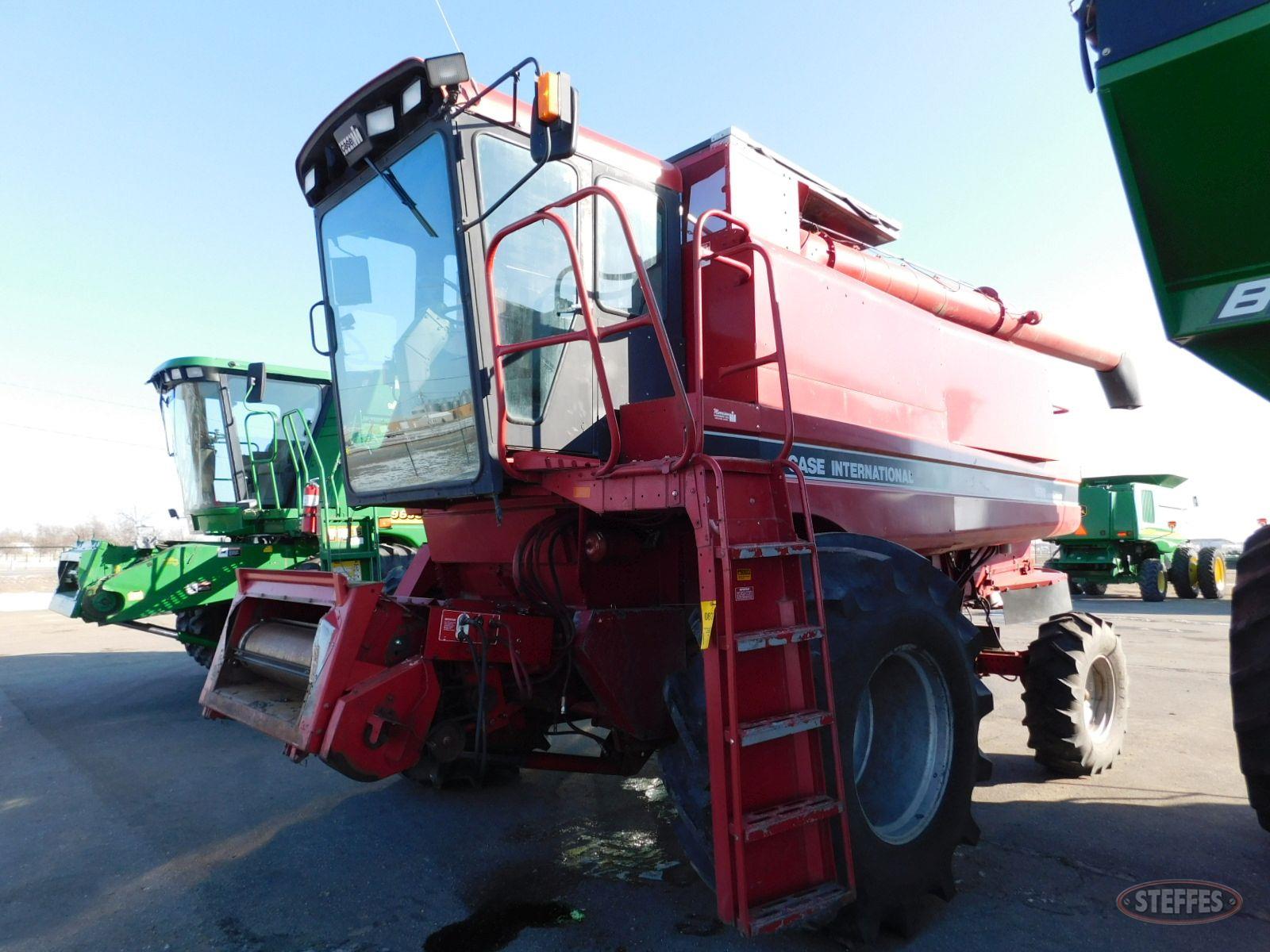 1989 Case-IH 1680_1.jpg